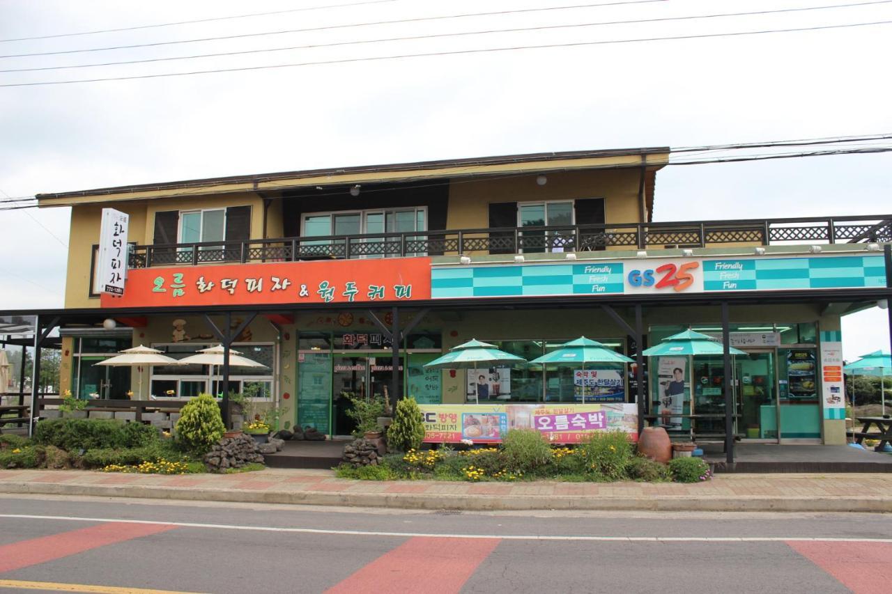 Jeju Oreum Pension Esterno foto