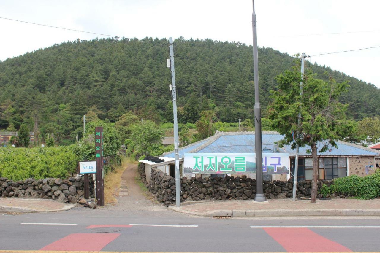 Jeju Oreum Pension Esterno foto